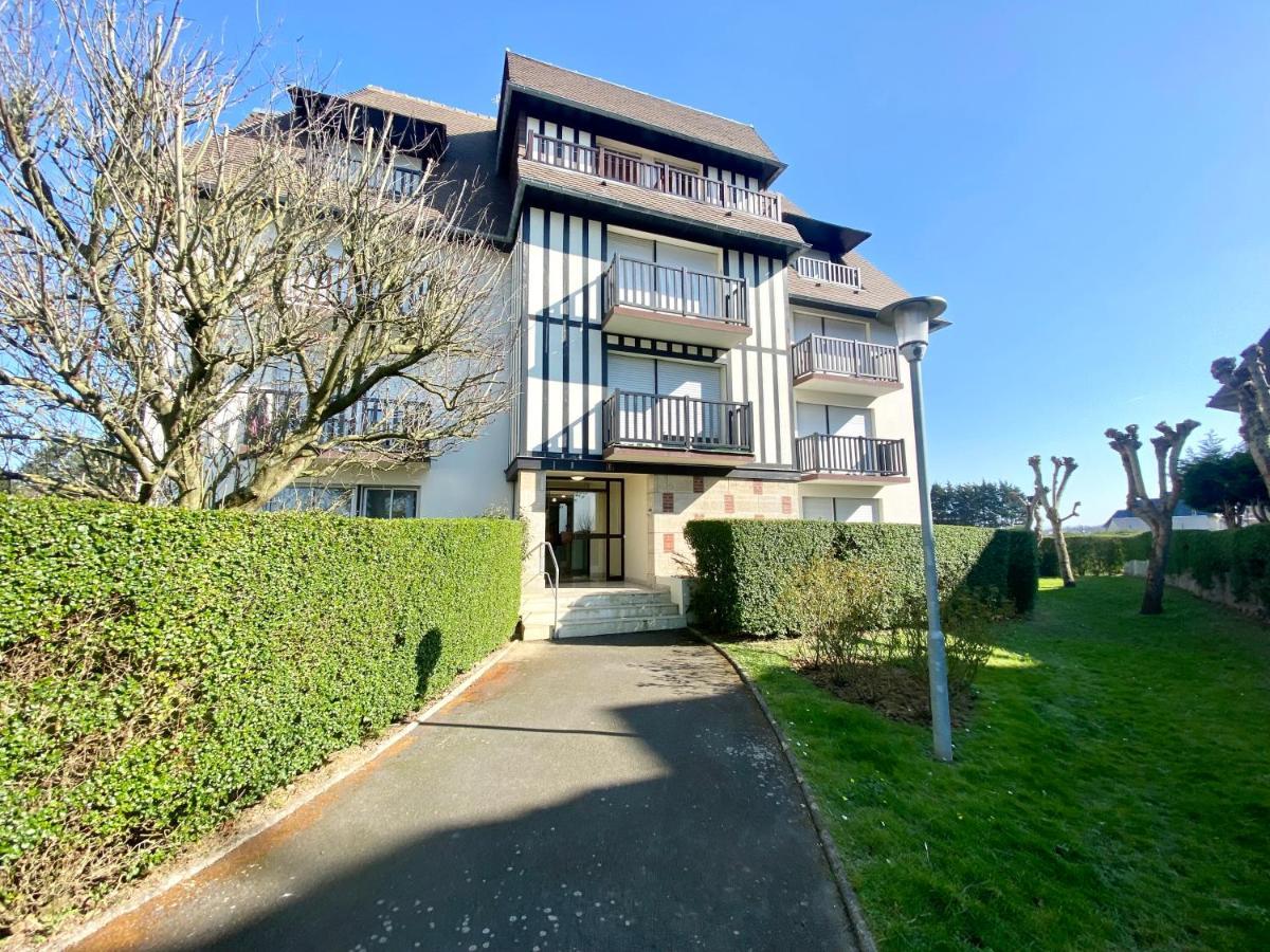 Superbe Appartement Avec Jardin Ensoleille Blonville-sur-Mer Buitenkant foto