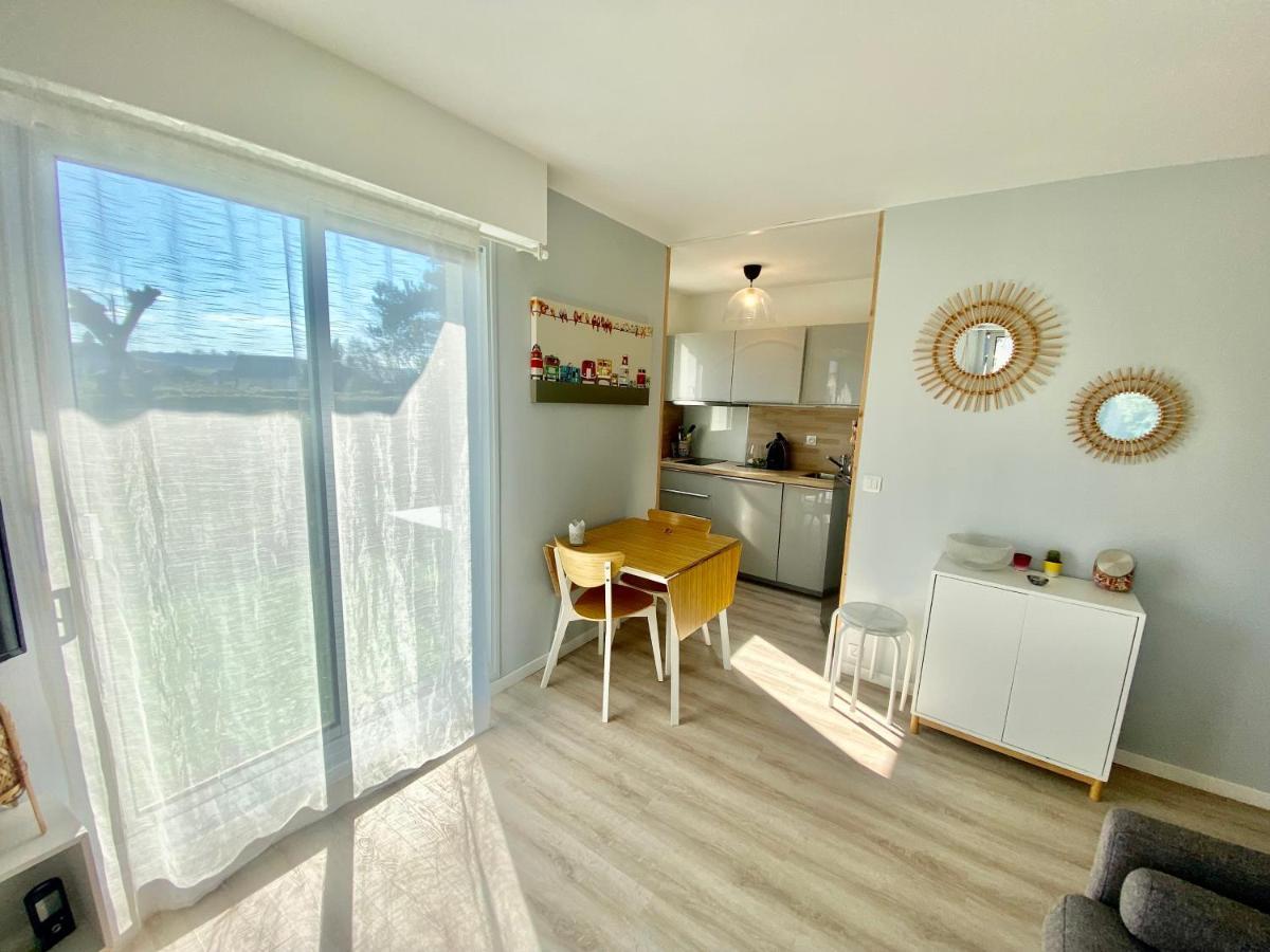 Superbe Appartement Avec Jardin Ensoleille Blonville-sur-Mer Buitenkant foto
